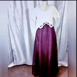 Vintage ILGWU long Ivory Lace & Purple A- Line Formal Dress, short sleeve, 8